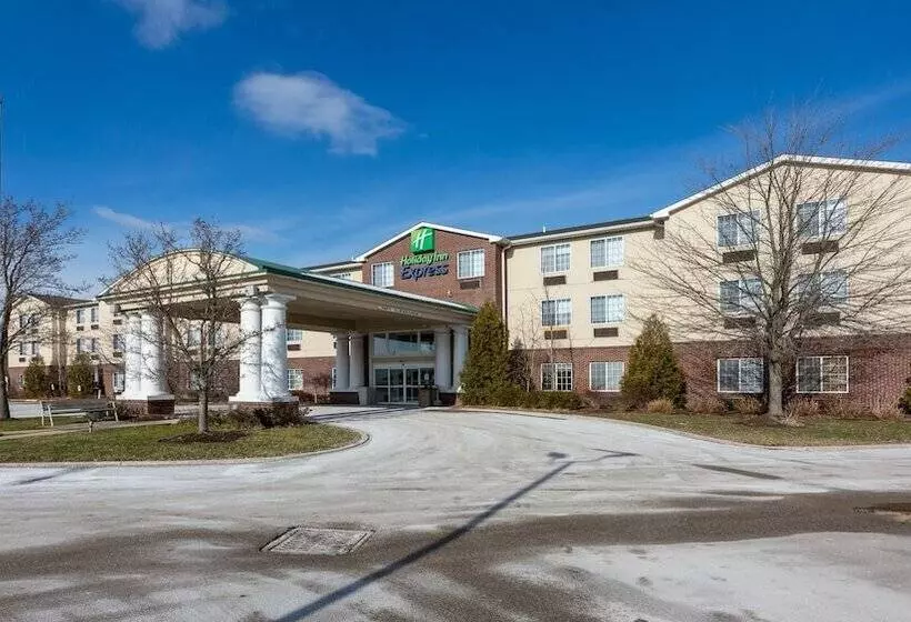 Hotel Holiday Inn Express & Suites Ashtabula Geneva, An Ihg