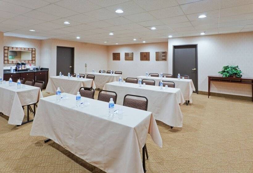 酒店 Holiday Inn Express & Suites Ashtabula Geneva, An Ihg