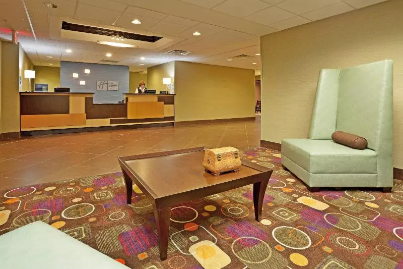 هتل Holiday Inn Express Troutville Roanoke North, An Ihg