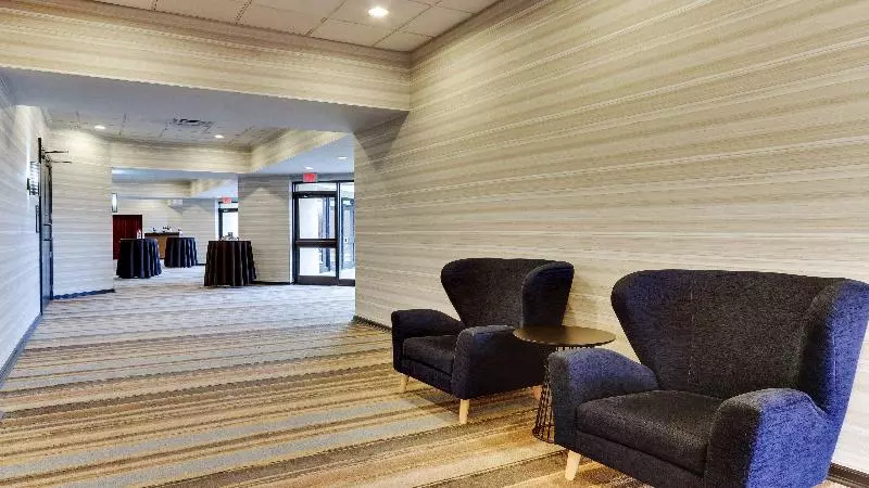 هتل Holiday Inn Staunton Conference Center, An Ihg