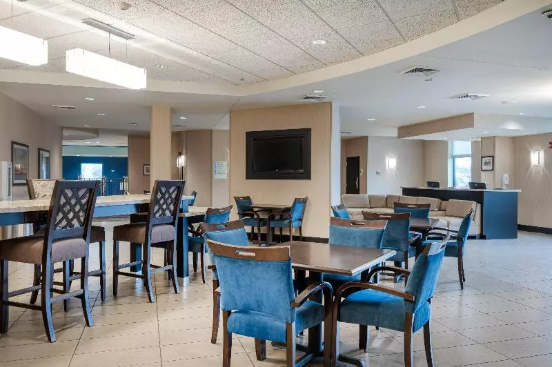 호텔 Holiday Inn   Terre Haute, An Ihg