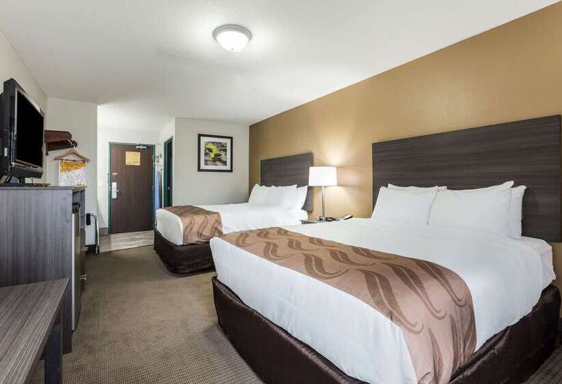 فندق Quality Inn