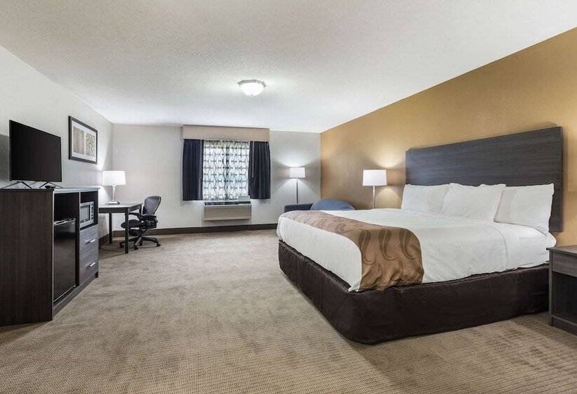 فندق Quality Inn