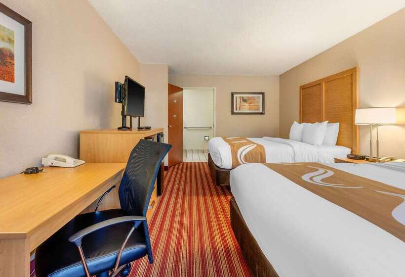 فندق Quality Inn Exit 4