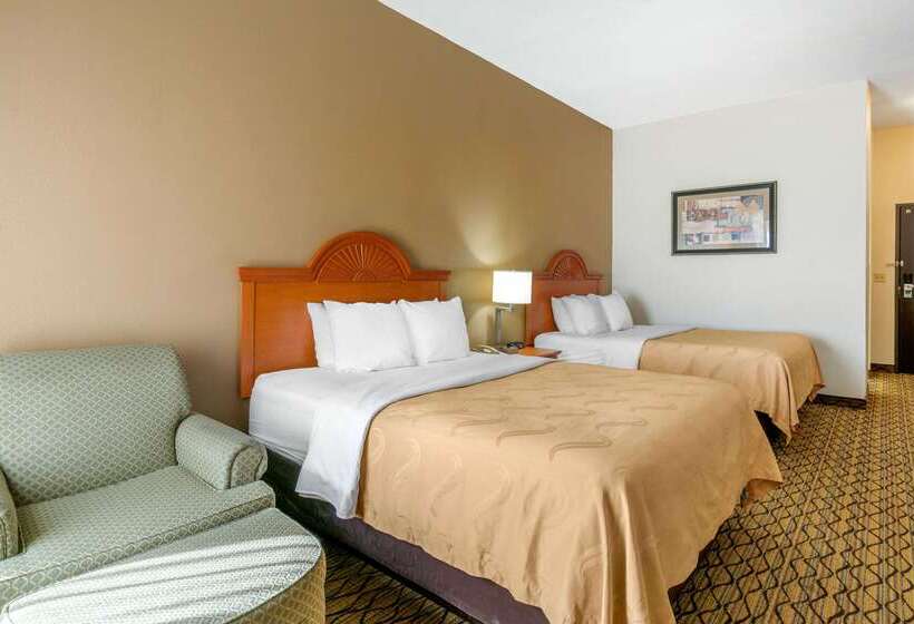 酒店 Quality Inn & Suites Jefferson City