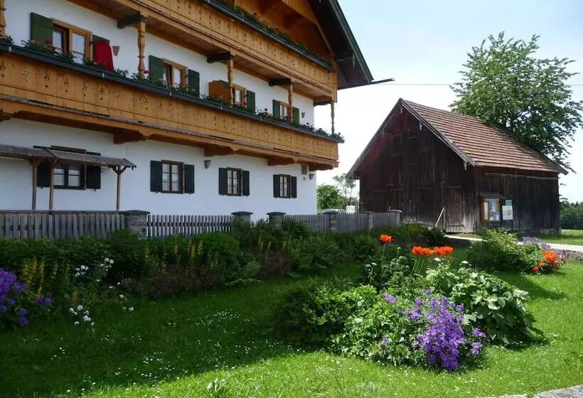 ユースホステル Landgasthof Fischbach