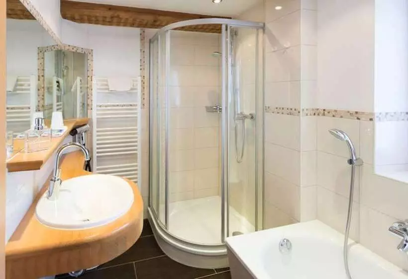 ユースホステル Landgasthof Fischbach