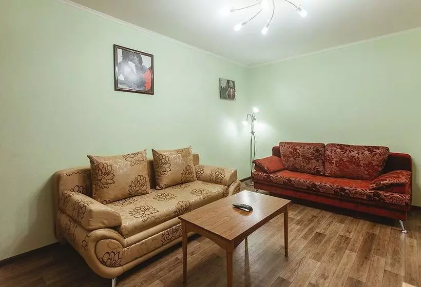 Apartments 5 Zvezd Skver Stroiteley