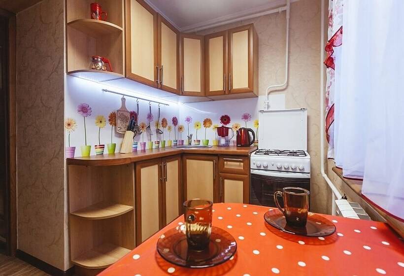 Apartments 5 Zvezd Skver Stroiteley