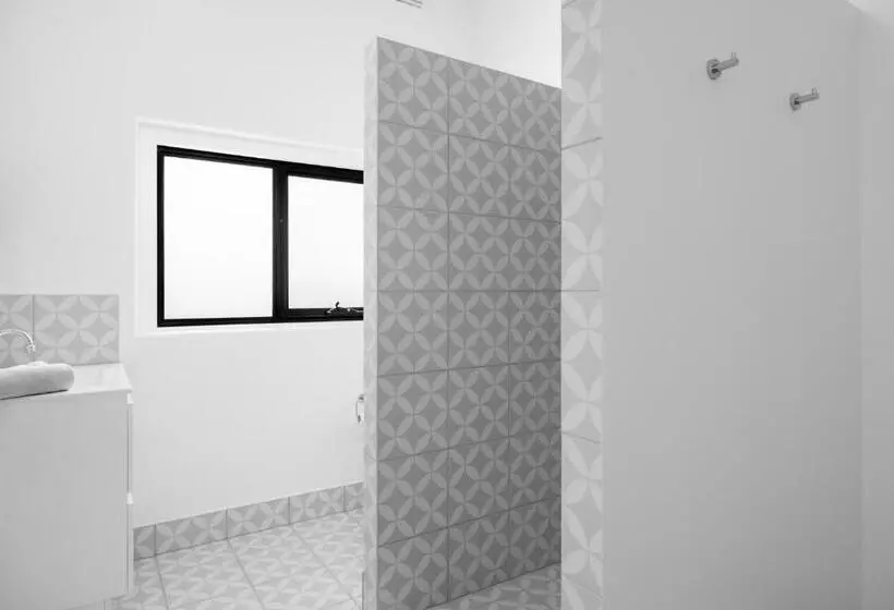 Deco Beach Luxury Apartments