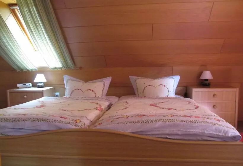 Ferienwohnungen Wiesenhof