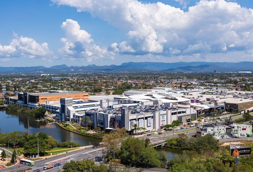 High End Stylish Apartment By Hostrelax