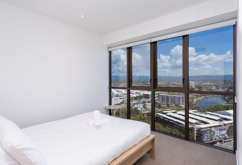 High End Stylish Apartment By Hostrelax