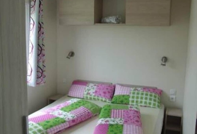 בית מלון כפרי Campingplatz Jungferweiher