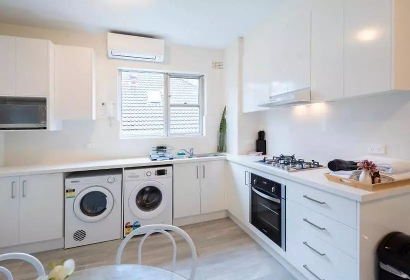 Lotus Stay Manly   Apartment 29b