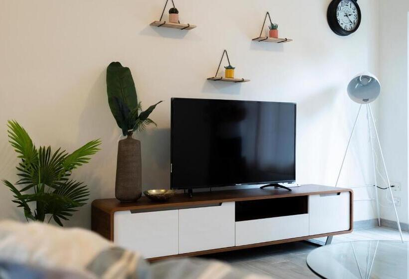 Lotus Stay Manly   Apartment 29b