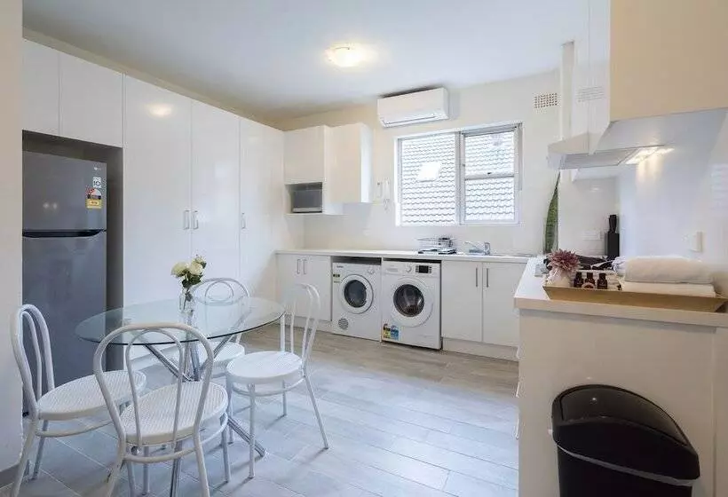 Lotus Stay Manly   Apartment 29b