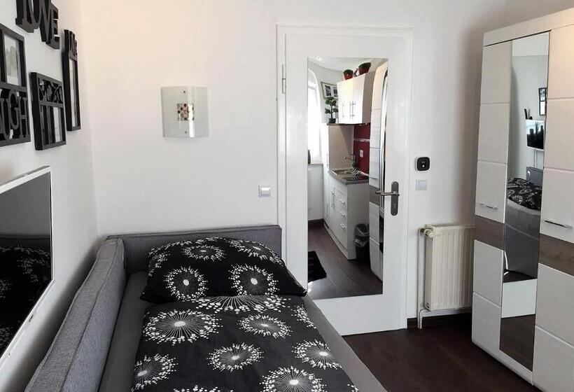 Studio Typ Apartment La Marie