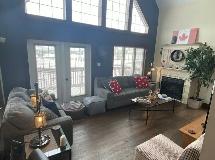 Tranquil Waters Inn   Fortnight Chalet