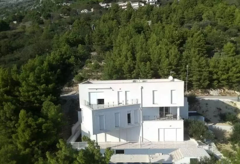 Luxury Apartment Ina