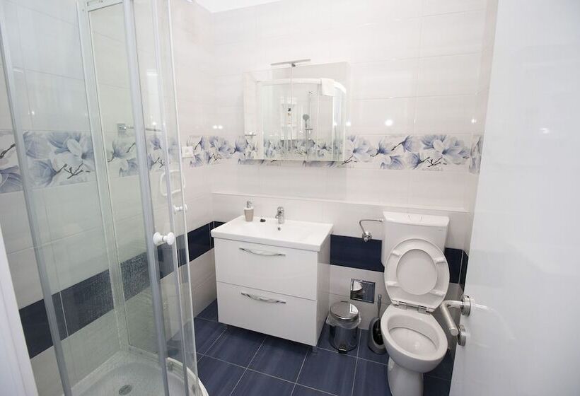 Luxury Apartment Ina