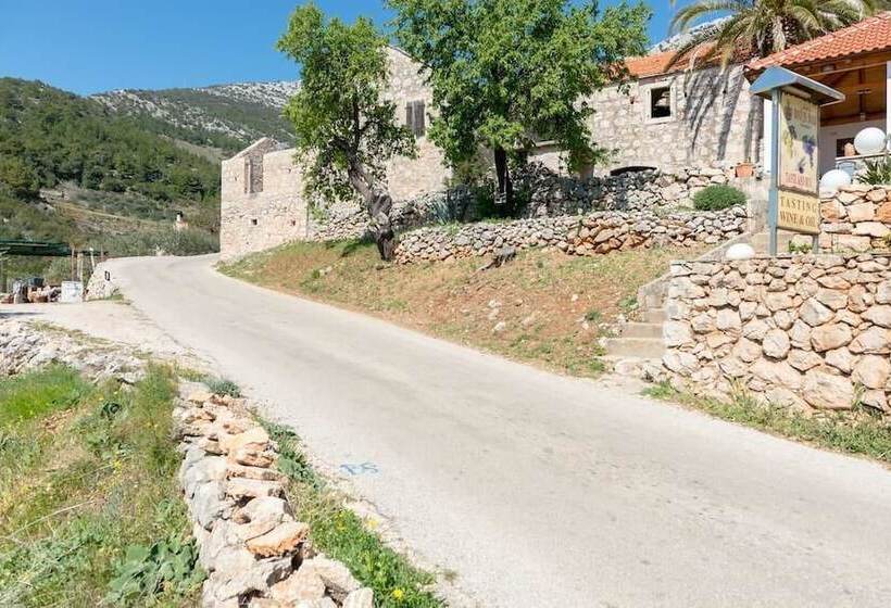 Luxury Apartment Ladovina