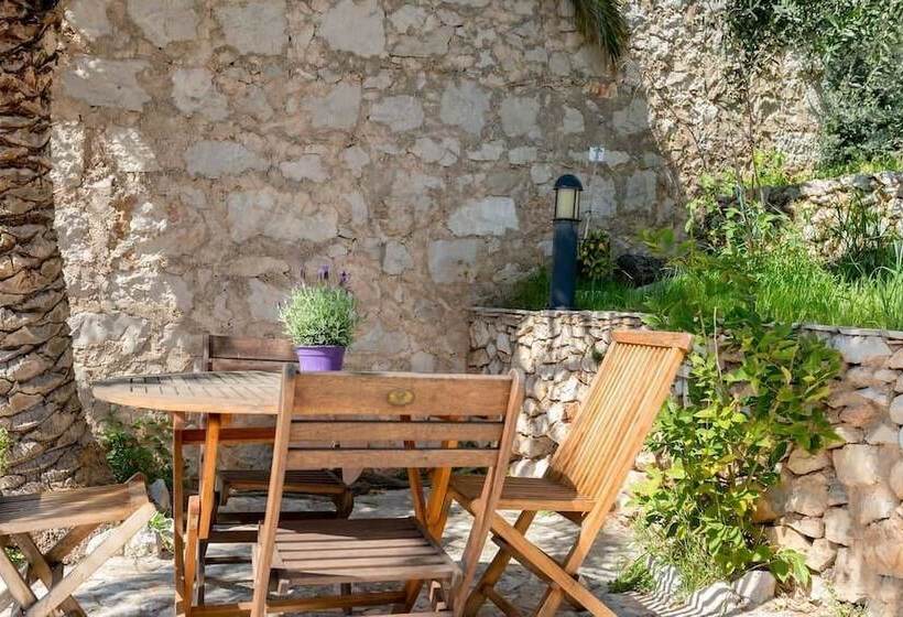 Luxury Apartment Ladovina