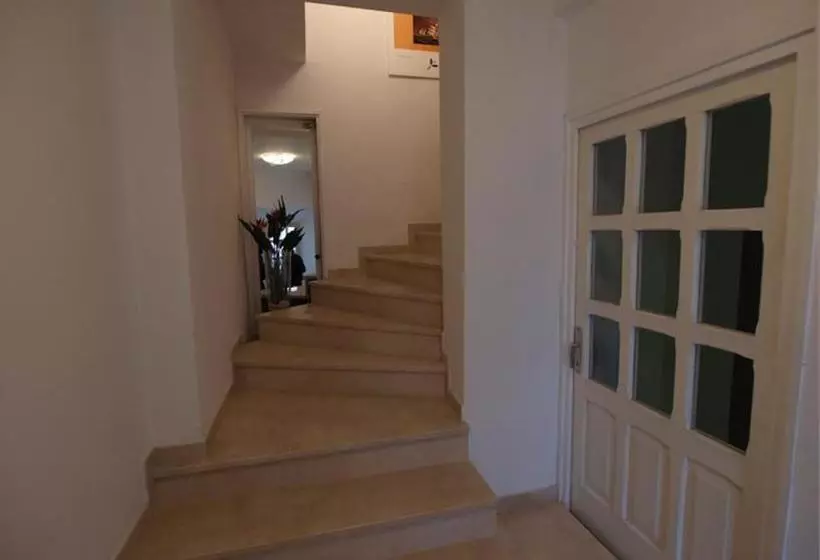 Apartments Mandarina