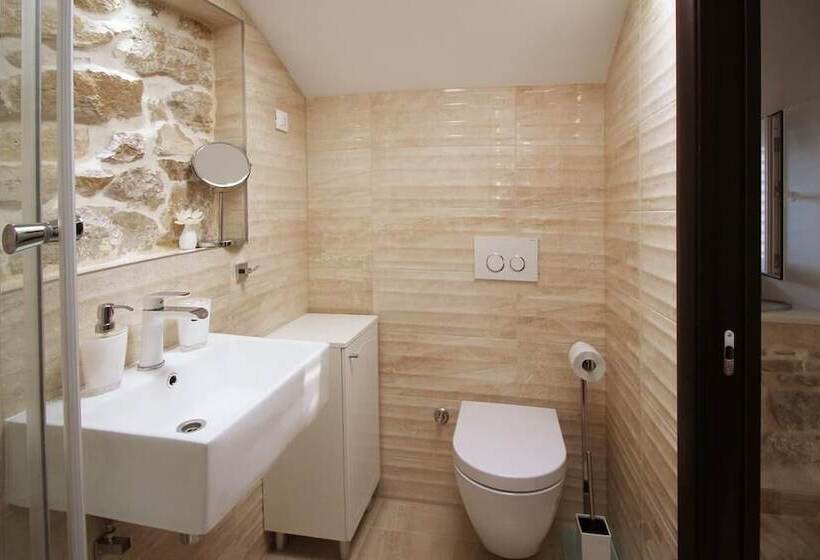 Marineta Focus Luxury Apartment