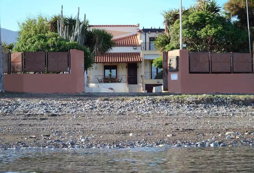 Villa Bella Loukisia