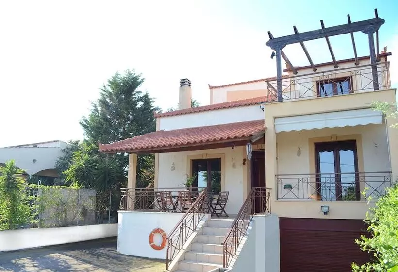 Villa Bella Loukisia