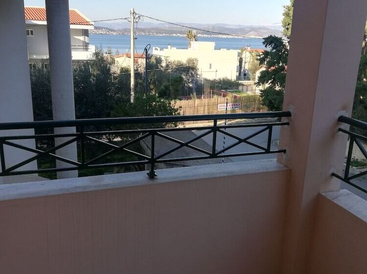 Salamina S Apartment