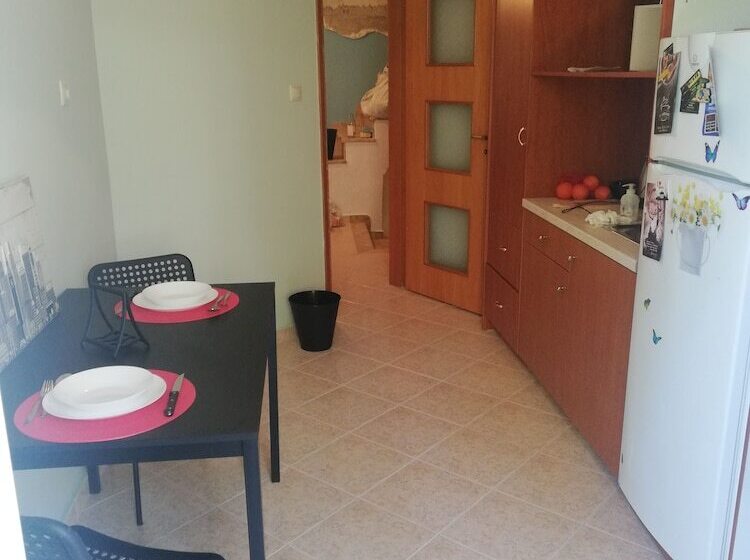 Salamina S Apartment