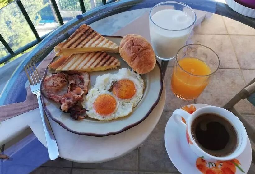 Salamina S Apartment