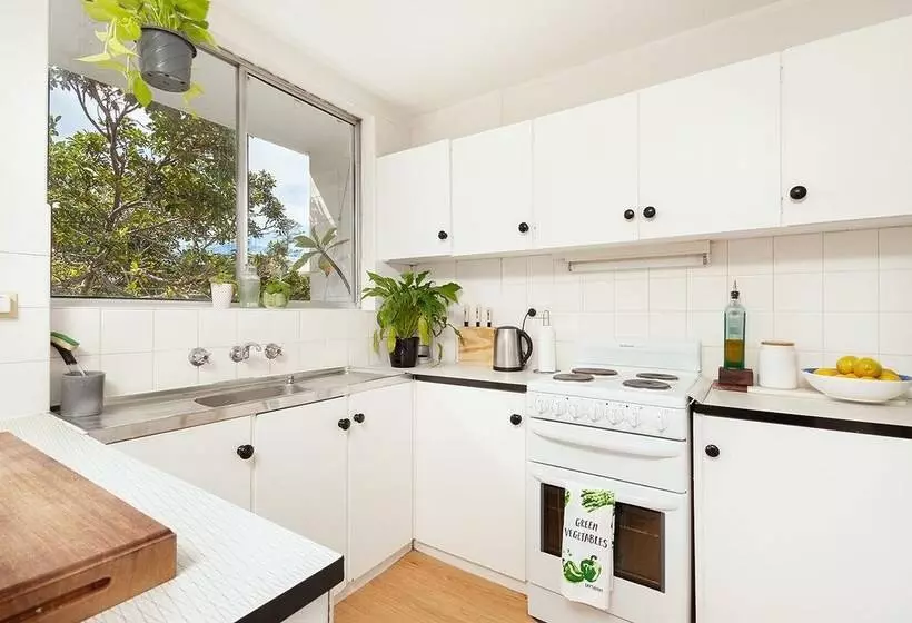Surf Side Oasis With Balcony Near Beach