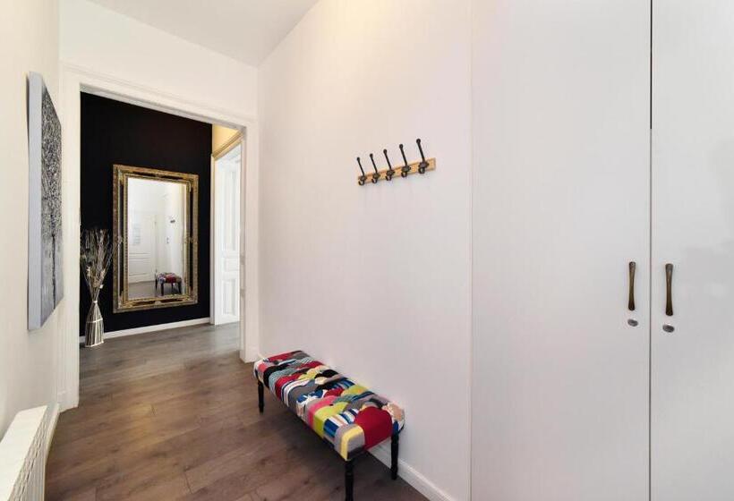 Time Apartments Downtown