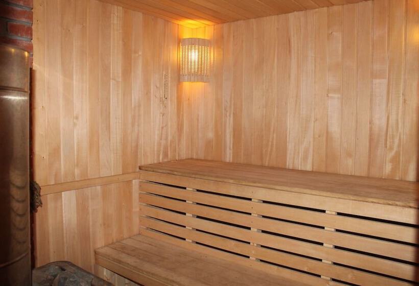 تختخواب و صبحانه Magadan & Spa