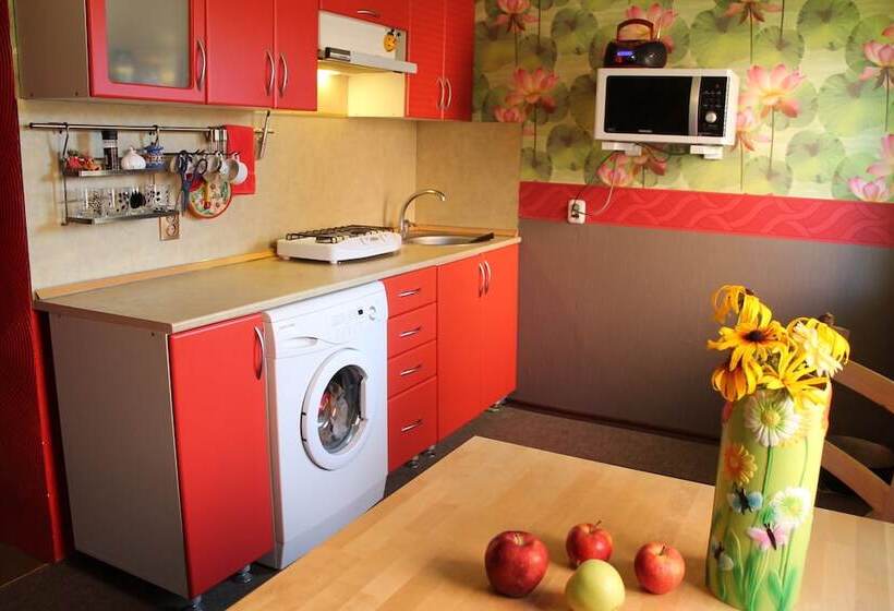 تختخواب و صبحانه Magadan & Spa