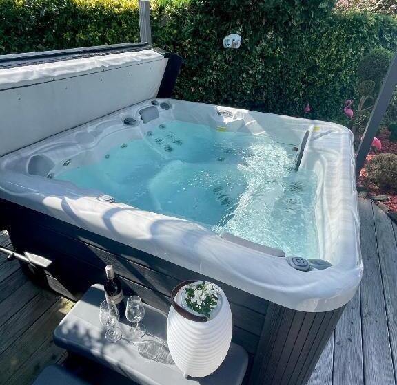 Ferienwohnung Schlossblick 4 Sterne Sauna Pool Whirlpool Privat