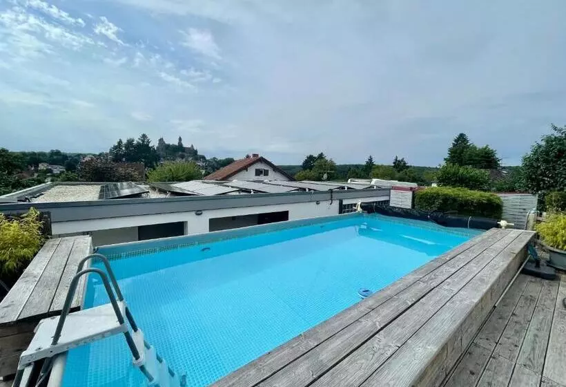 Ferienwohnung Schlossblick   4 Sterne Sauna Pool Whirlpool Privat