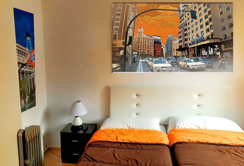 Reina Victoria Apartments & Suite