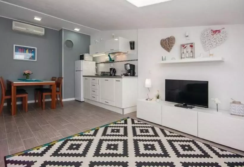 Apartmani Riva