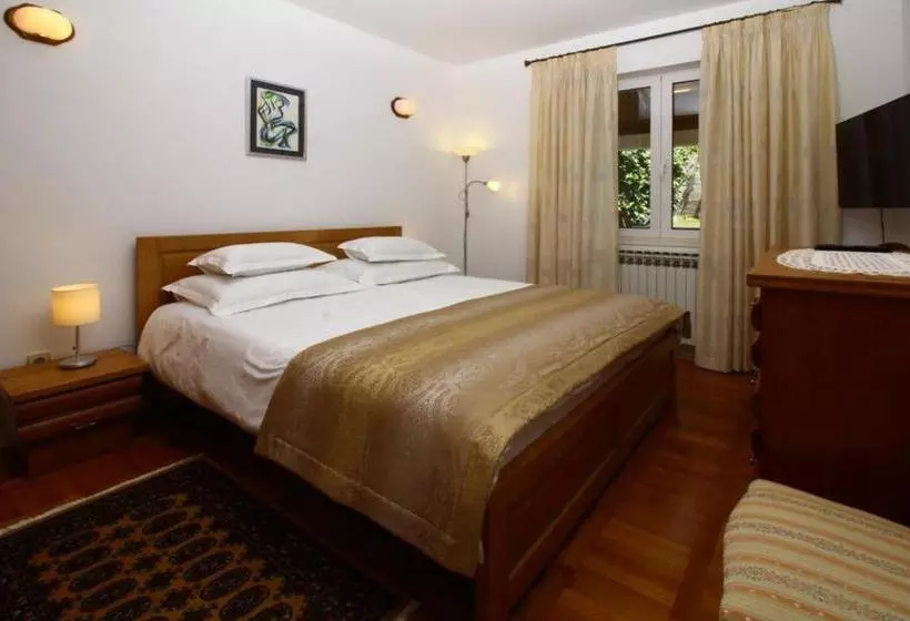 Villa Boskovic