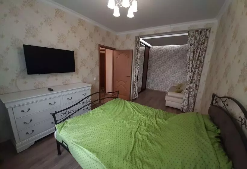 Apartment Pochtovaya 62