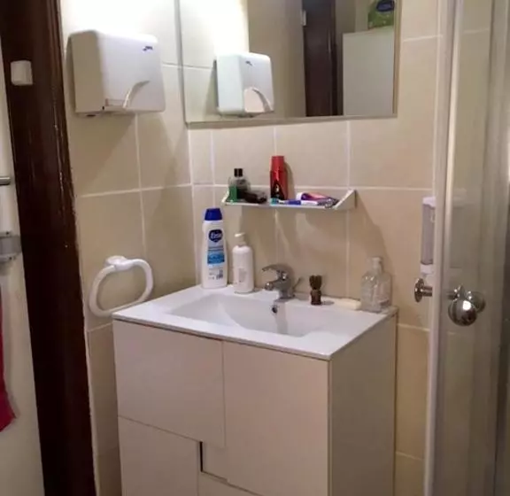 2 Bedrooms House With Balcony And Wifi At Mira 5 Km Away From The Beach