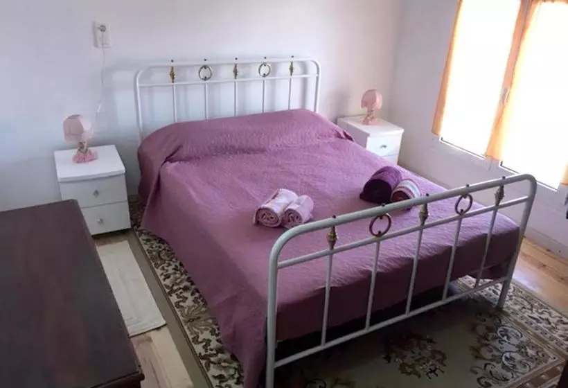 2 Bedrooms House With Balcony And Wifi At Mira 5 Km Away From The Beach