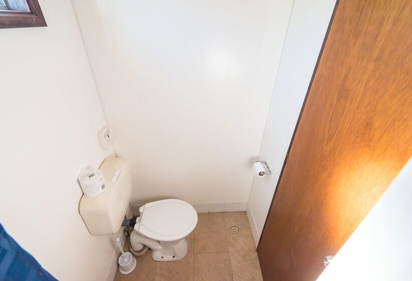 בית מלון כפרי Edithburgh Caravan Park