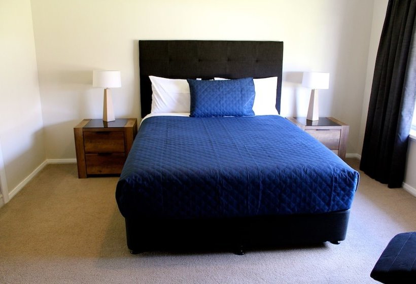 Murray River Hideaway