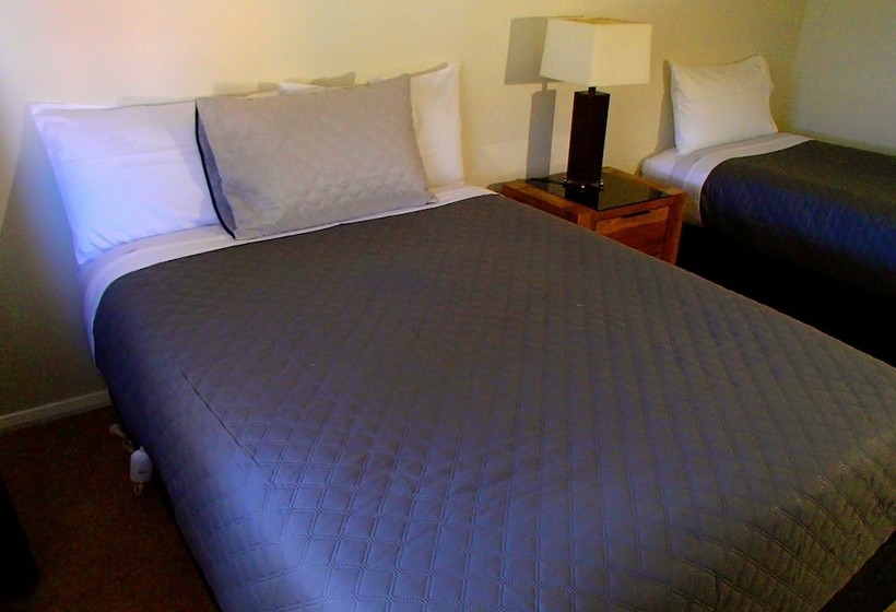 Murray River Hideaway