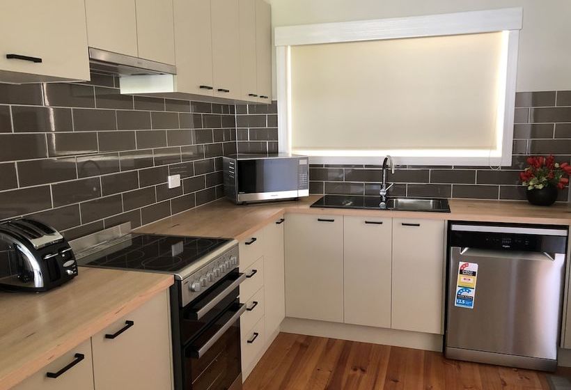 Murray River Hideaway